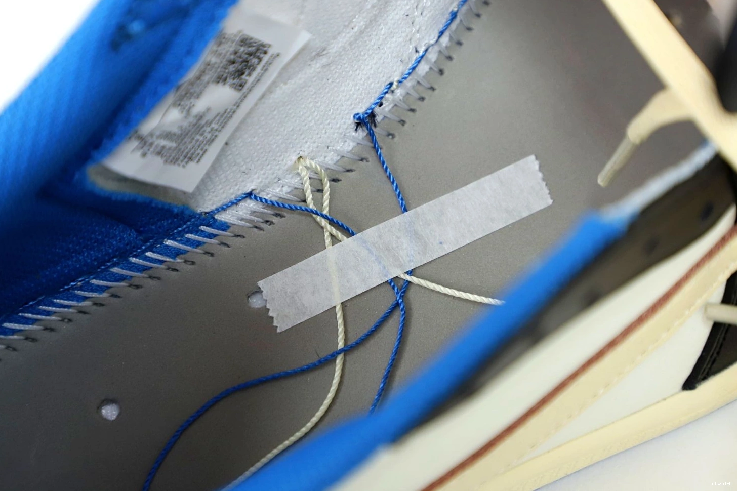 SCOTT 1 AIR FRAGMENT X JORDAN TRAVIS LOW DESIGN X 0311